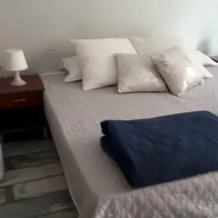 Enchanting And Homey Apartman Apartment