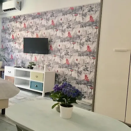 Enchanting And Homey Apartman